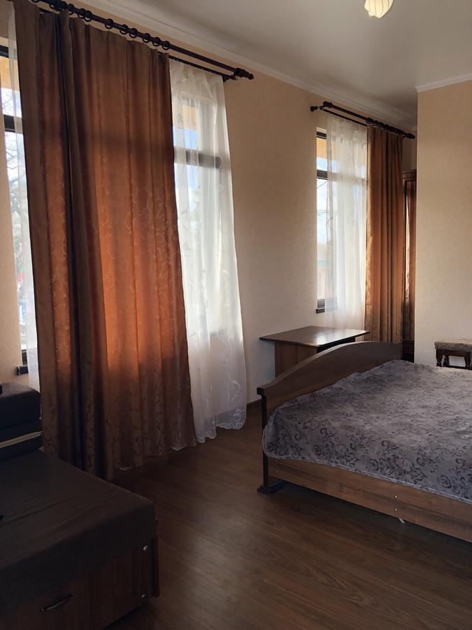 Cafe-Hotel Assir ピツンダ エクステリア 写真