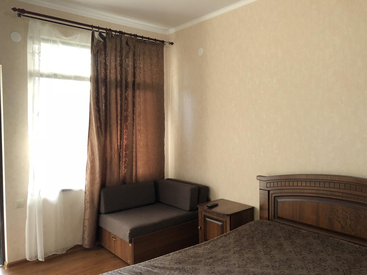 Cafe-Hotel Assir ピツンダ エクステリア 写真